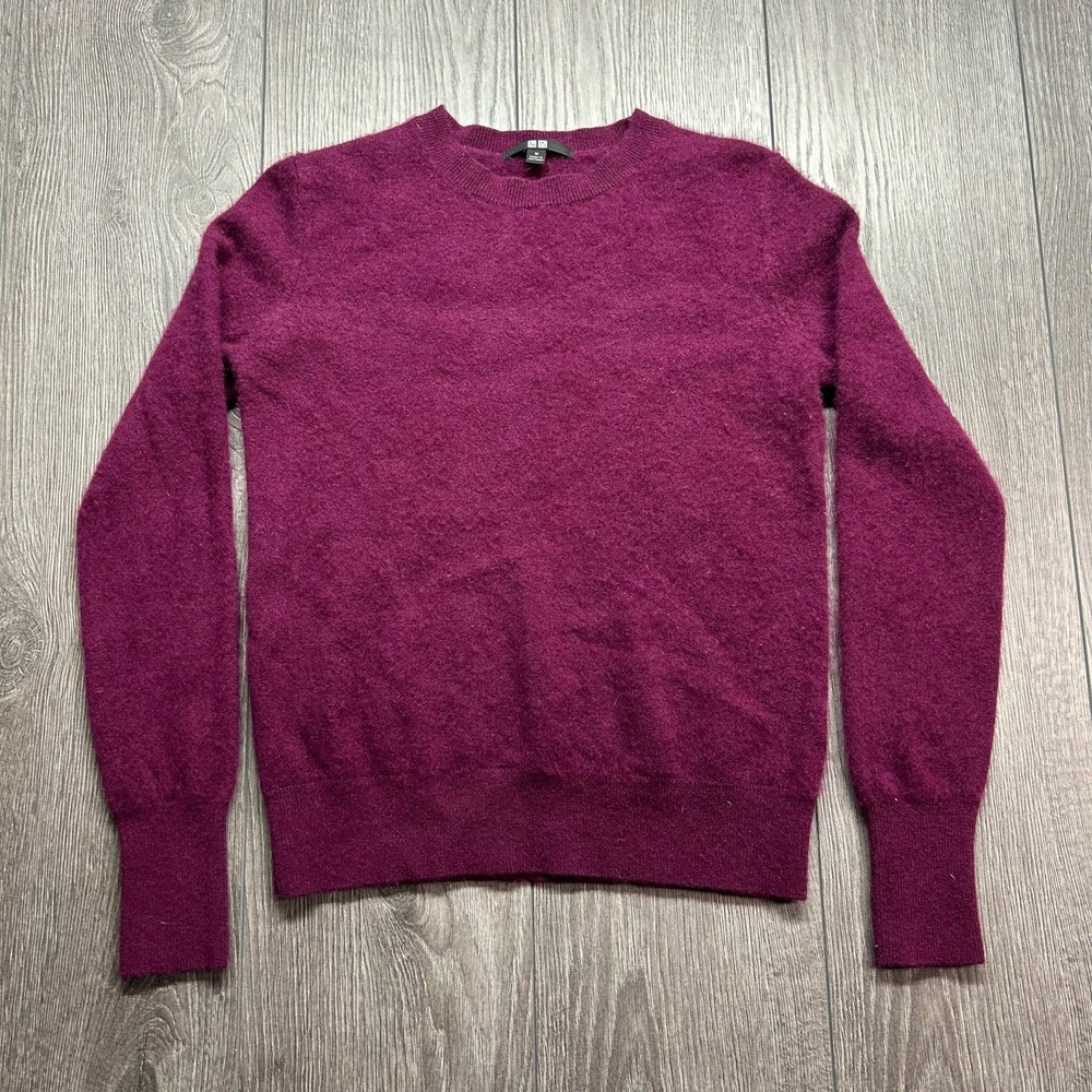 Uniqlo Cashmere Crewneck Sweater Medium Magenta Purple Long Sleeve Knit Womens
